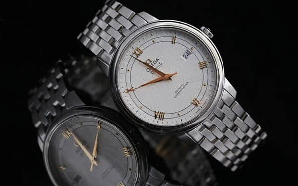 欧米茄手表表盘生锈解决方法(手表表盘生锈怎么办)