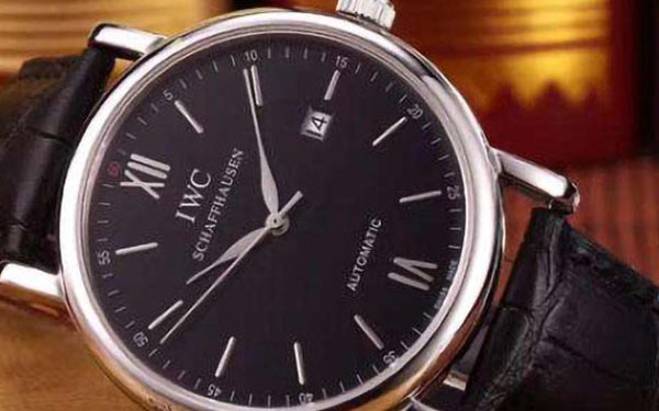 万国手表如何做好日常保养