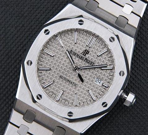 爱彼手表进水怎么处理|三个方法教给你