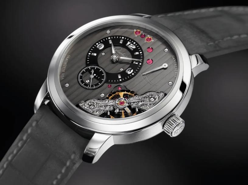 格拉苏蒂手表出现进水后的处理方式有哪些呢？