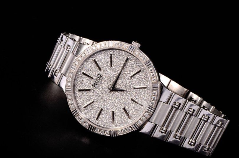 伯爵手表停走的原因是什么？