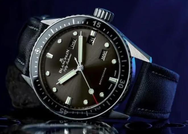 成都宝珀维修中心的电话是多少？