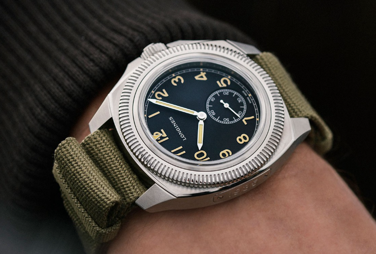 如何解决浪琴手表有水雾问题（浪琴手表起水雾的解决办法）