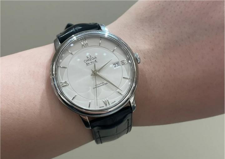 欧米茄手表表蒙破碎的处理方法(维修指南)