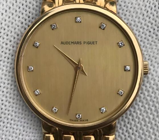 爱彼手表更换表盘的注意事项有哪些(细致保养，避免损坏手表外观的7个小技巧)