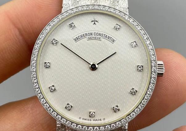 江诗丹顿手表表链生锈的处理方法(轻松解决手表表链生锈的小窍门)