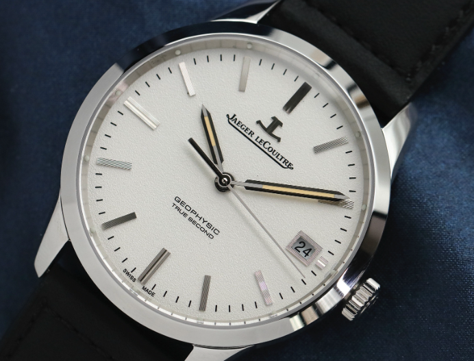 怎样才能正确拆卸积家手表表扣呢?(操作步骤有哪些?)