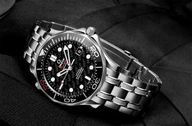 如何预防欧米茄手表跑弦？（预防欧米茄跑弦的方法）