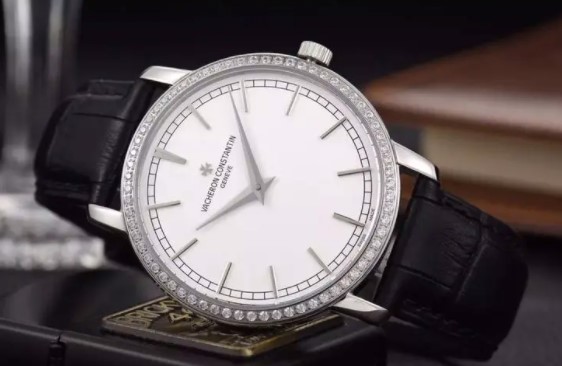 江诗丹顿手表秒针走快该怎么办？