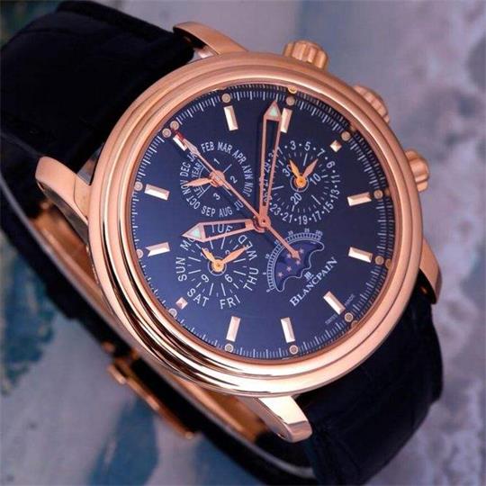 宝珀手表进水应对策略：专业处理，守护精准时光