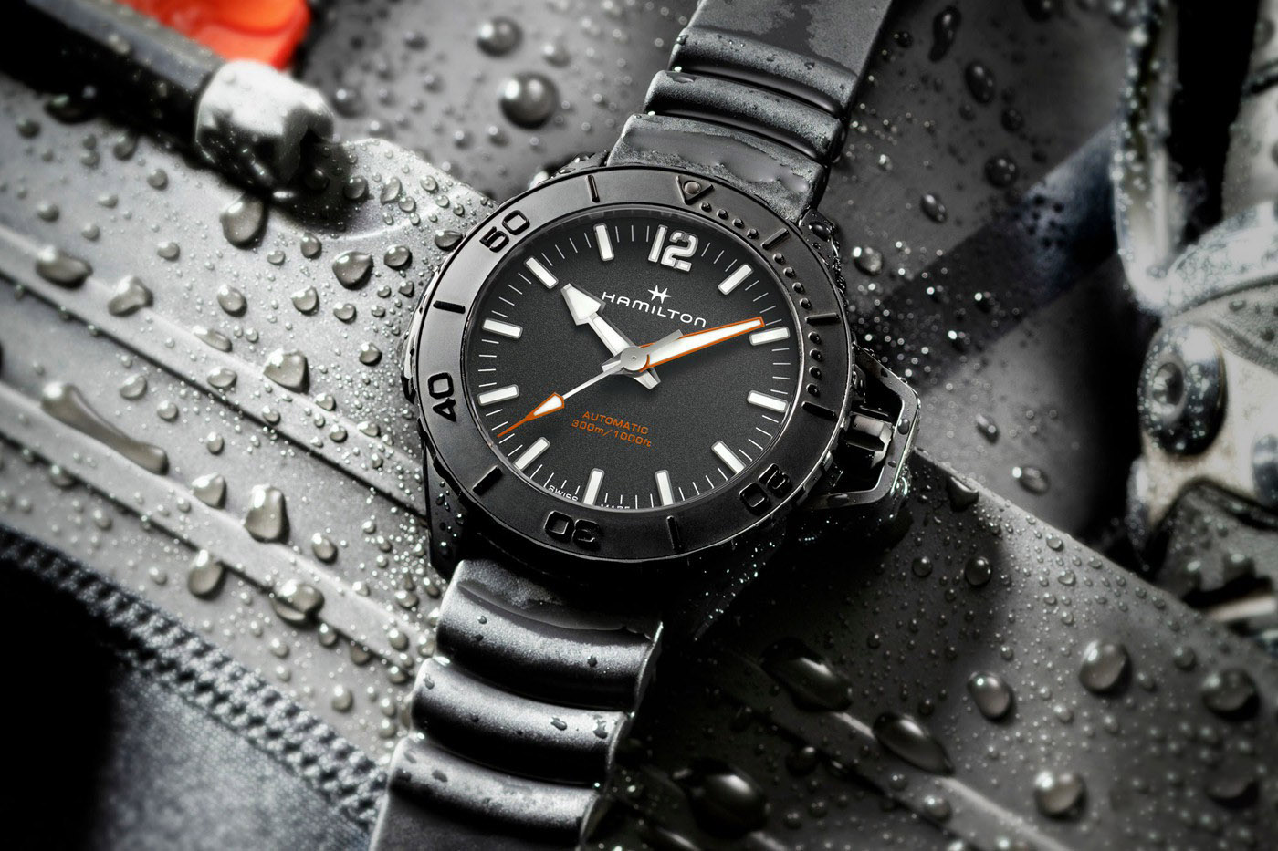 汉米尔顿推出全新卡其海军系列蛙人黑色PVD腕表