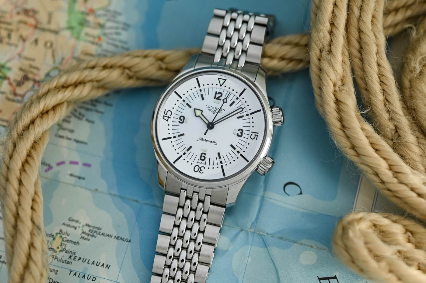 浪琴表推出全新传奇潜水系列39毫米白盘腕表